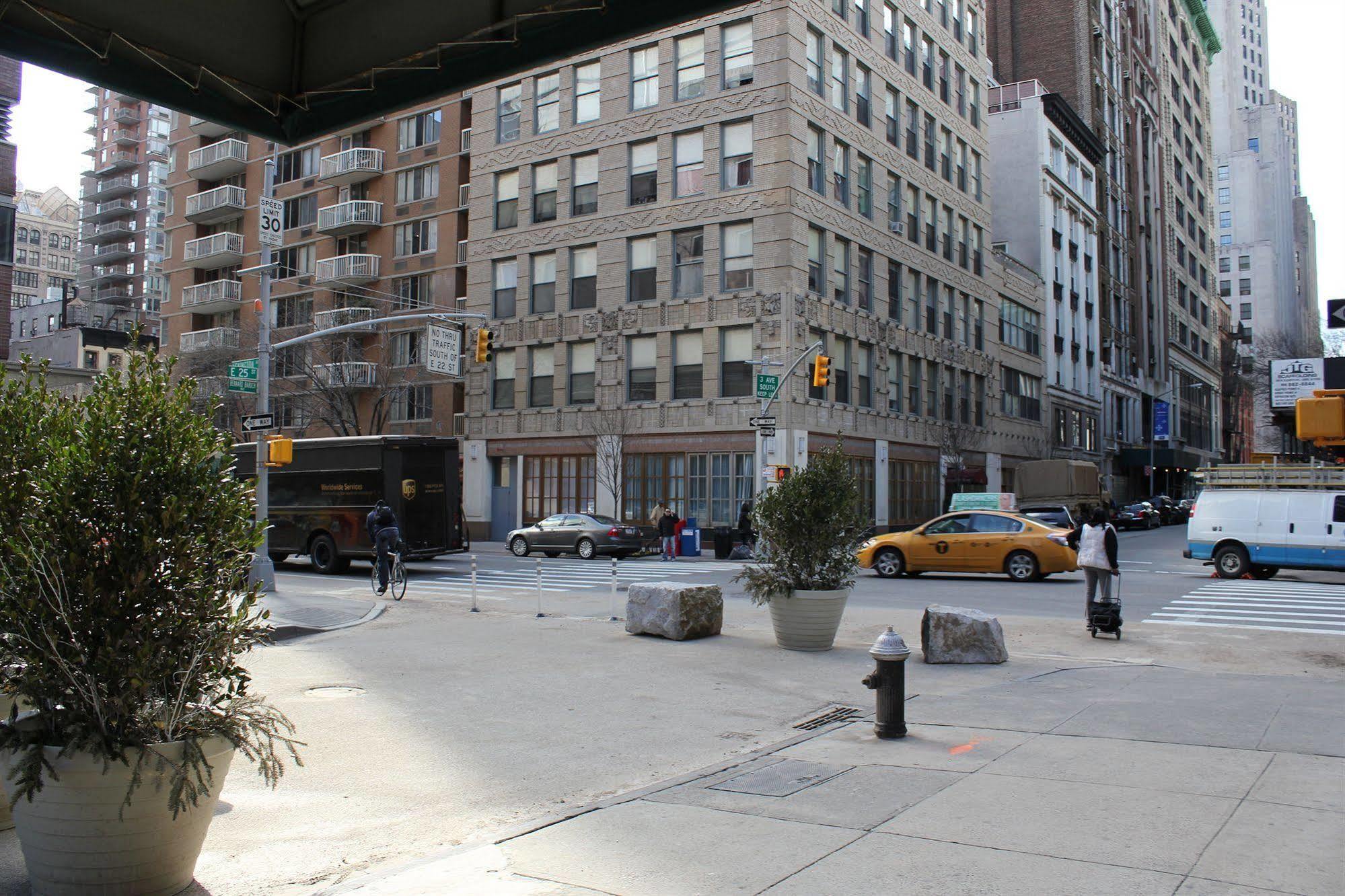 Serene Homes E25 Nueva York Exterior foto
